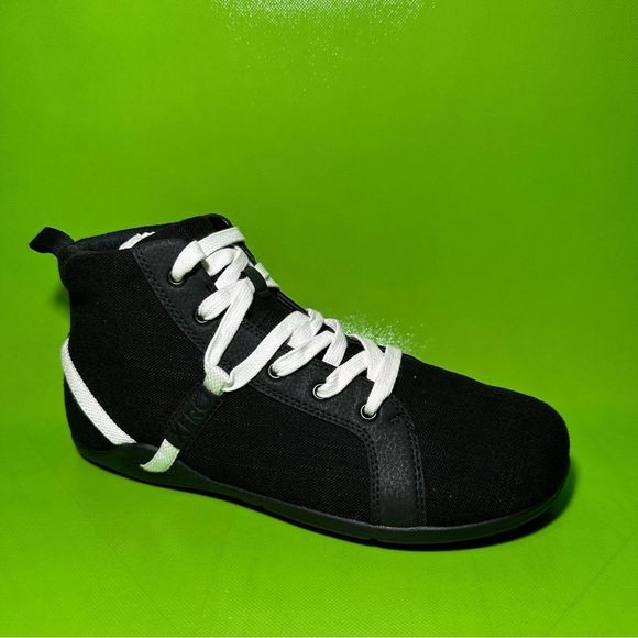 Women’s Xero Toronto Sneaker Shoes, Size 10, Black - Picture 1 of 7